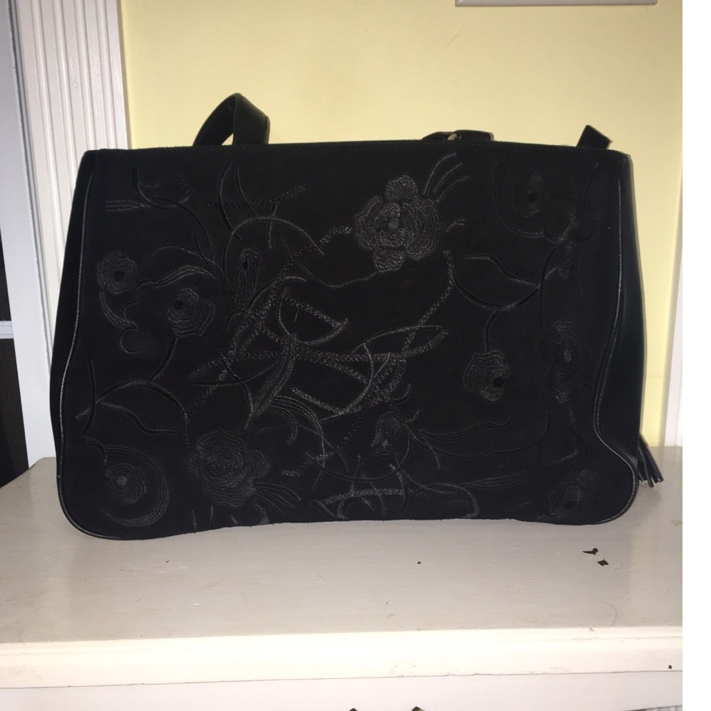 ❤️ Coldwater Creek Black Floral Embroidered Bag